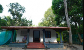 Kamlas marari beach home stay